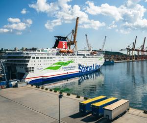 Uciekała przed kuratorem rodzinnym? Kobieta z promu miała poważne problemy