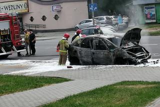 Pożary samochodów w Rzeszowie i pod Krosnem. Auta spłonęły doszczętnie! 