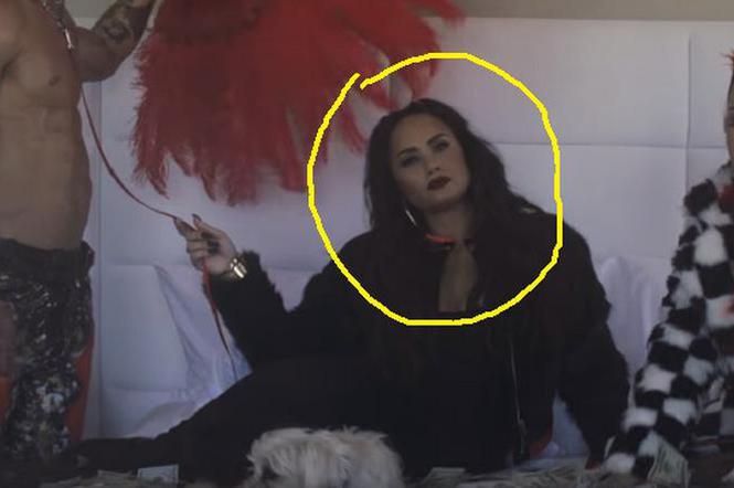 Demi Lovato w teledysku Sirah