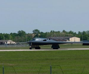 Bombowiec B-2