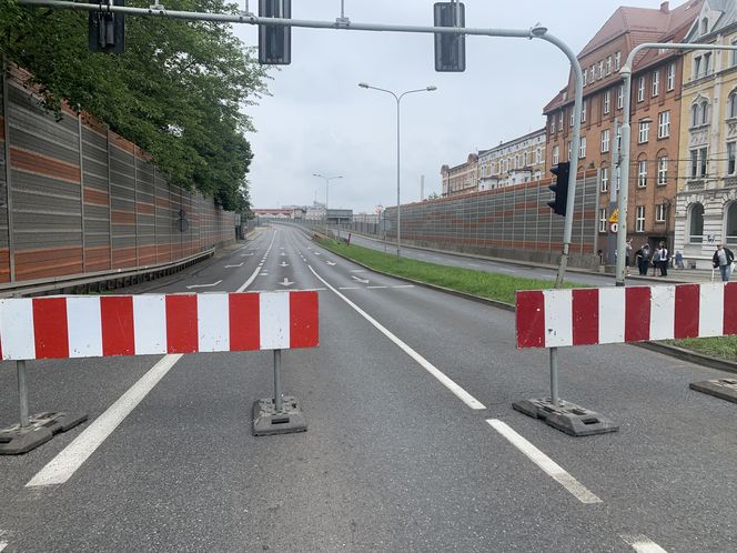 Estakada na Rynkiem w Chorzowie wyłączona z ruchu. Miasto czeka drogowy paraliż