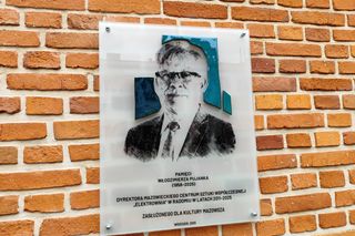 Rozpoczęły się obchody 20-lecia MSCW Elektrownia - Dziś odsłonięto tablicę upamiętniająca wieloletniego dyrektorka instytucji
