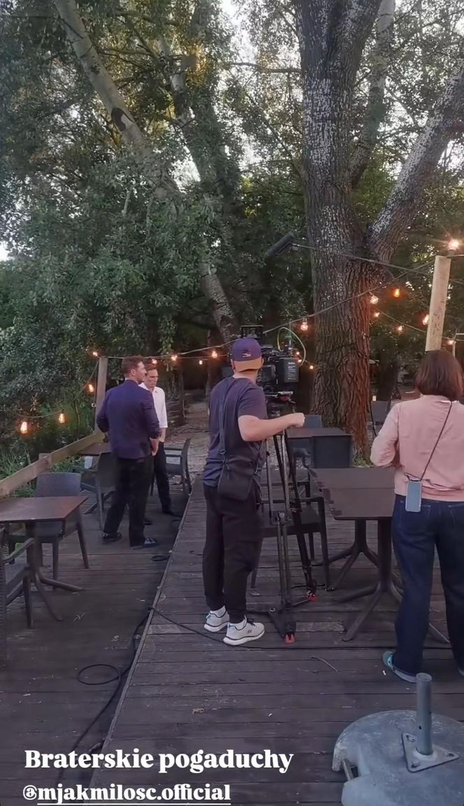 M jak miłość. Olek (Maurycy Popiel), Marcin (Mikołaj Roznerski)