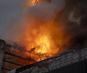 Nasze Notre Dame w ogniu! Runęła wieża! 400 lat dziedzictwa w płomieniach 