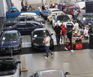 Retro Motor Show rozpoczęte! Wyjątkowe samochody na MTP!