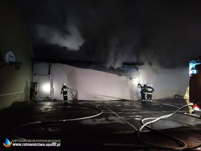 Pożar hotelu w Chrząstowicach. Jedna osoba zginęła, dwie są ranne 