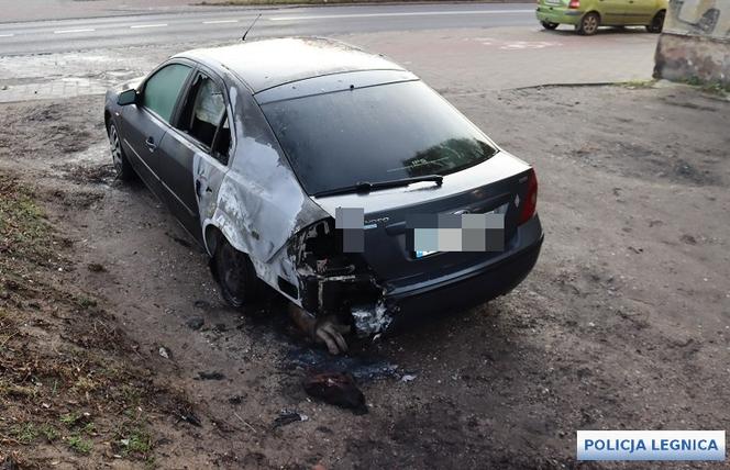 „Coś go naszło” i spalił 10 samochodów