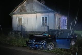 Pijany kierowca bez uprawnień doprowadził do czołowego zderzenia