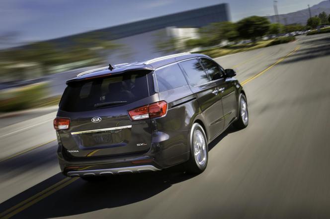 Kia Carnival 2015