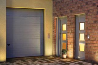 Oświetlenie garażu i drzwi wejściowych
