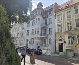 Tak wygląda jedna z najbardziej eleganckich ulic w Bydgoszczy. Zapraszamy na spacer po ul. Cieszkowskiego