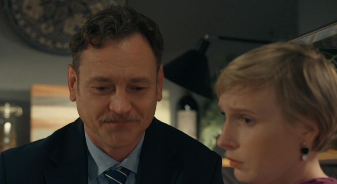 Barwy szczęścia odc. 3226. Robert Stefaniak (Paweł Ławrynowicz), Sonia (Weronika Nockowska)