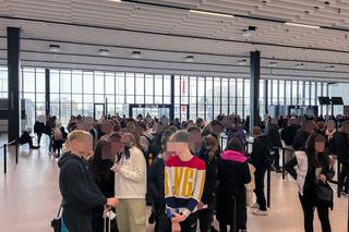 Ściągnęli aż 800 statystów na supernowoczesne lotnisko w Radomiu. Było jak w ulu!