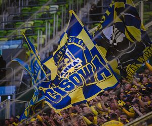 Derby Trójmiasta. Tak bawili się kibice na meczu Lechia Gdańsk - Arka Gdynia [ZDJĘCIA]
