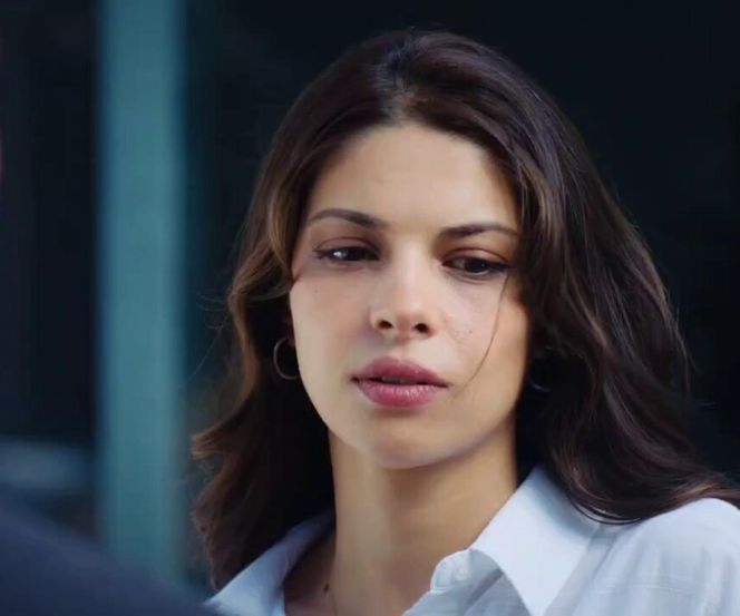 Ayse w serialu EMANET (Dziedzictwo) 