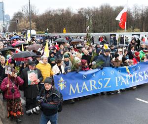Narodowy Marsz Papieski w stolicy. Zwieńczyło go przyrzeczenie młodzieży