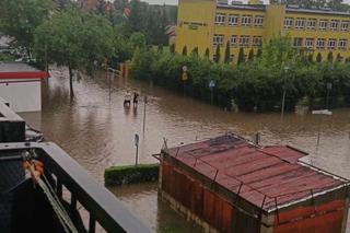 Potężne burze z gradem na Dolnym Śląsku. Są podtopienia 