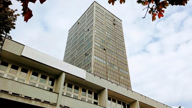 Dawny wieżowiec TVP zmienił się w apartamentowiec Sky Garden