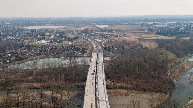 Przeciskanie wiaduktu pod torami kolejowymi na obwodnicy Oświęcimia