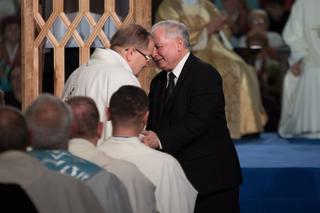 KACZYŃSKI POGODZI SIĘ Z RYDZYKIEM