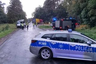 Wypadek busu z dziećmi. Pomogli żołnierze