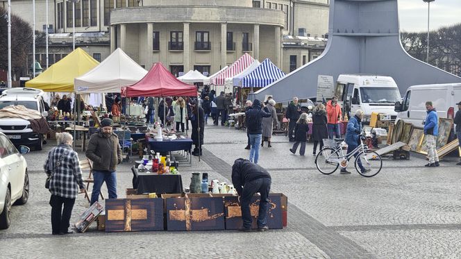 Giełda Staroci we Wrocławiu. Takie cuda mogli znaleźć wrocławianie w ten weekend