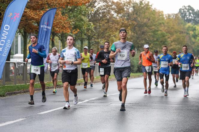 22. Poznań Maraton za nami. Tysiące biegaczy na ulicach Poznania 