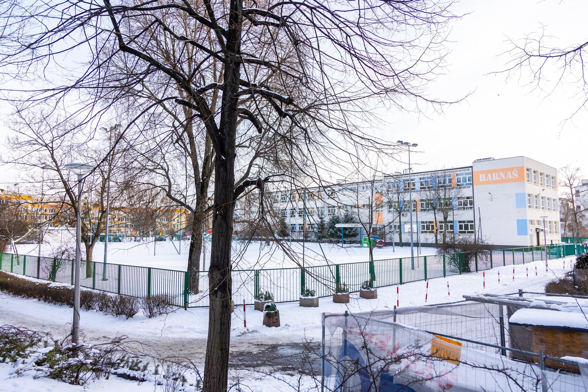 Przyczółek Grochowski - zdjęcia warszawskiego Pekinu. Zobacz, jak wygląda najdłuższy blok w Polsce