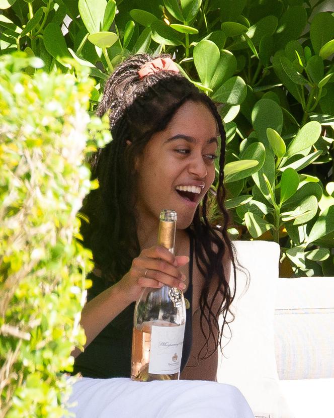 Córka Obamy rozpoczyna dzień od wina