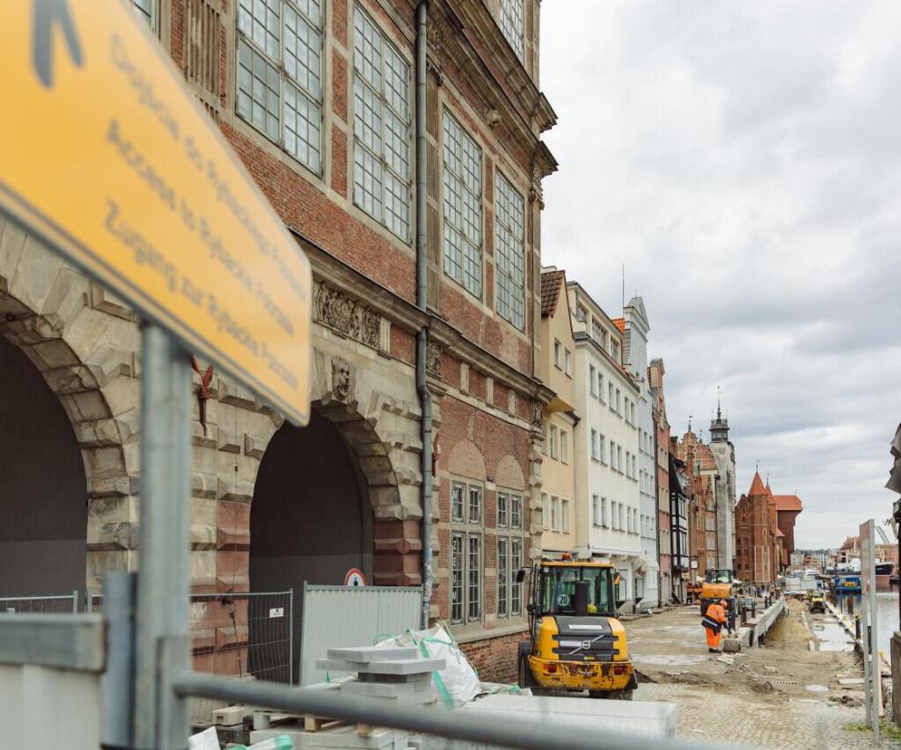 Część Starego Miasta w Gdańsku jest nadal zamknięta. Czy turyści przyjadą „ na remont”? 