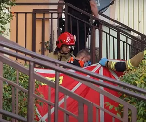 Akcja Lotniczego Pogotowia Ratunkowego w Jaworznie. 38-latek wypadł z balkonu 