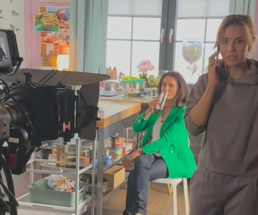 M jak miłość nowy sezon na planie. Aleksandra (Małgorzata Pieczyńska), Kama (Michalina Sosna), Iwona (Hanna Śleszyńska)