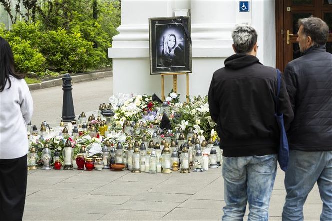 „Bez wahania rzucił się na napastnika”. Ranny strażnik UW już w domu