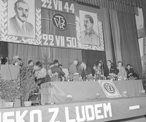 W PRL-u 22 lipca świętowała cała Polska. Dziś o nim nikt nie pamięta. Zobacz, jak wówczas obchodzono to święto [ZDJĘCIA]
