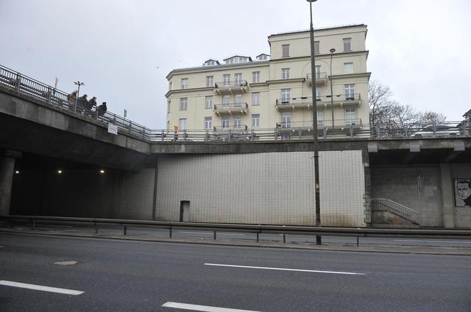 Moda na zasypywanie przejść podziemnych. Zamiast nich powstaną zebry