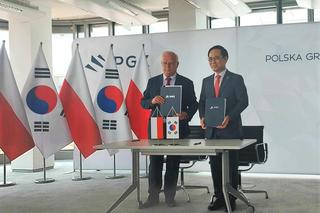Prezes PGZ Krzysztof Trofiniak i prezez Hyundai Rotem Company Yongbae Lee