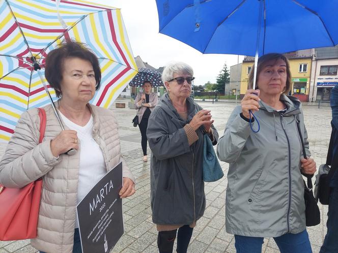 Protest pod hasłem "Ani jednej więcej" Starachowice 14.06.2023