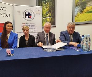 Umowa na przekazanie dotacji na zakup nowego sprzętu dla Szpitala Miejskiego w Siedlcach została podpisana 28 kwietnia