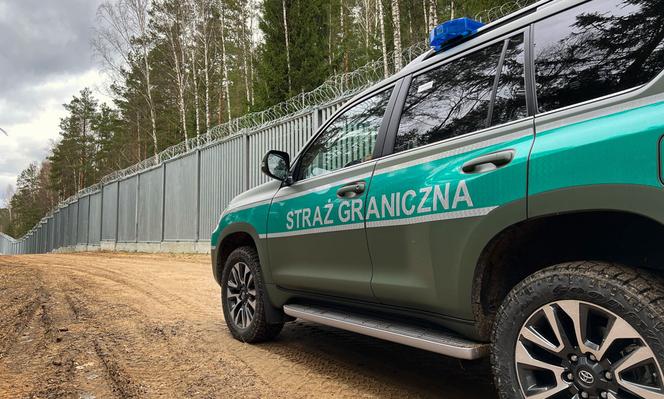 Ponad 60 nowych samochodów terenowych otrzyma Straż Graniczna