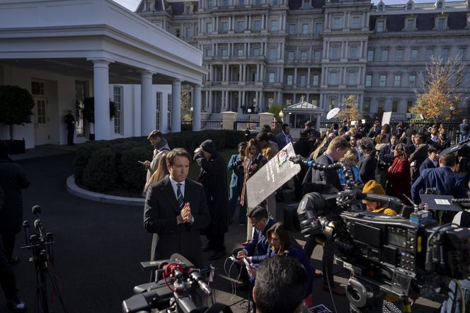 Trump przyjechał do Białego Domu! Plotki o Bidenie szaleją