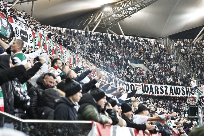 Legia Warszawa - Lech Poznań: Zdjęcia kibiców z klasyku i 13. kolejki PKO BP Ekstraklasy