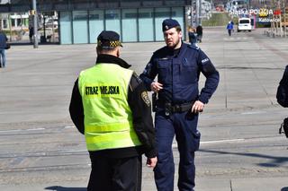 Nowa broń katowickiej policji w walce z nielegalnymi spacerowiczami [ZDJĘCIA]