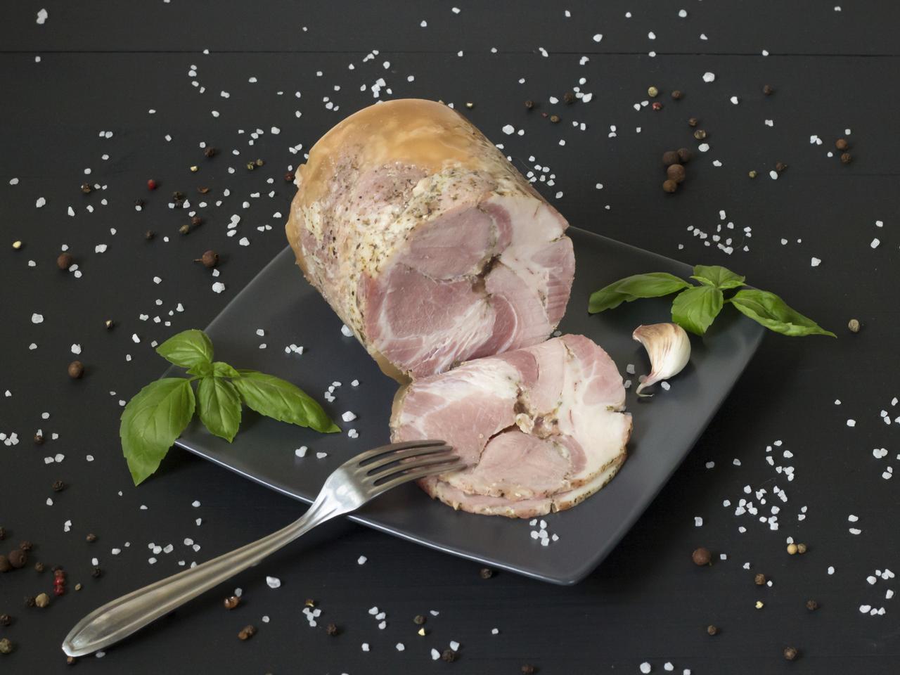 Kiełbasa wieprzowo-drobiowa z szynkowara