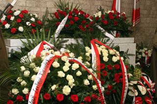 Rocznica pogrzebu Lecha i Marii Kaczyńskich na Wawelu