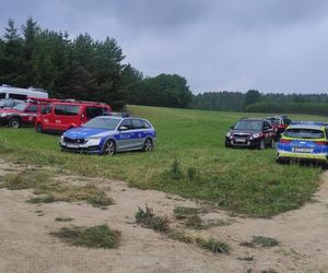 Tragiczny finał poszukiwań na jeziorze na Mazurach. Rodzice potwierdzili tożsamość nastolatków