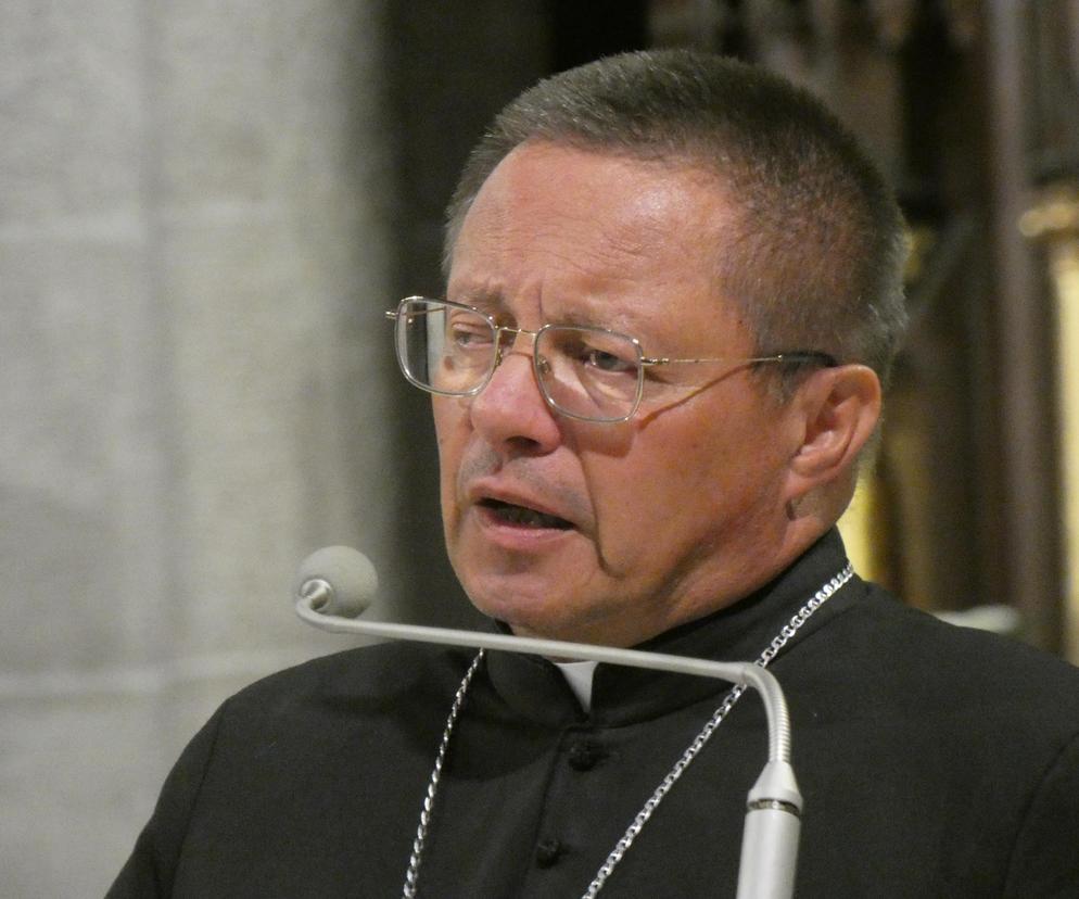 Kard. Grzegorz Ryś: jałmużna, a nie zabłąkana stówka!