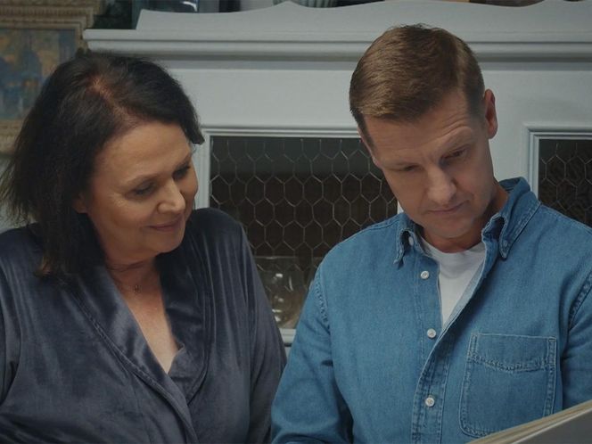 M jak miłość, odcinek 1848: Marysia (Małgorzata Pieńkowska), Paweł (Rafał Mroczek) 