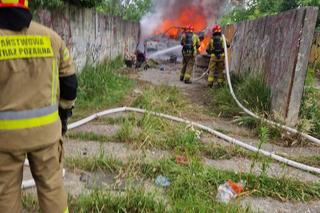 Na niebie widoczne były kłęby dymu. W Bielsko-Białej paliły się wraki samochodów