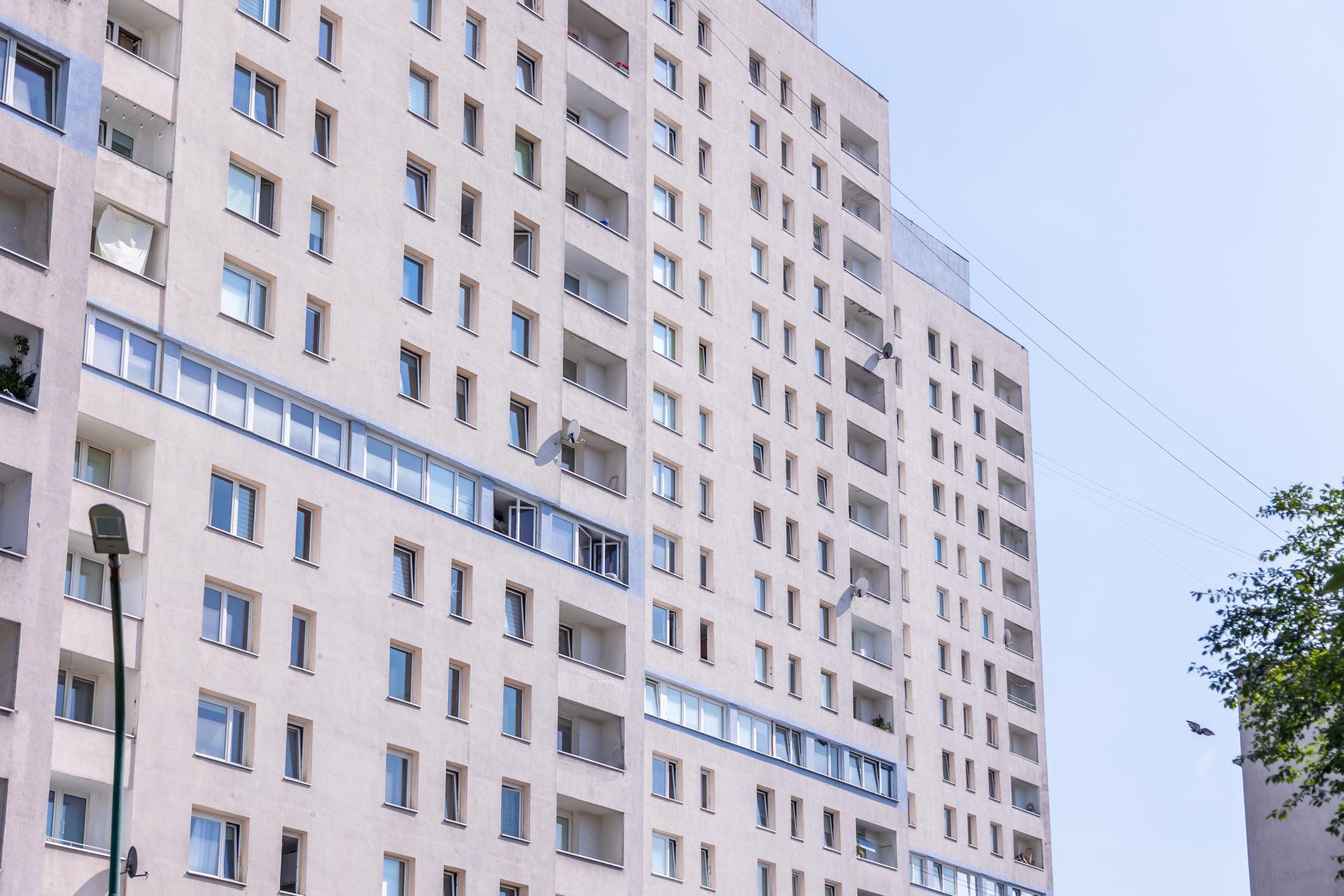 Manhattan - zdjęcia. Zobacz najwyższe bloki w Łodzi