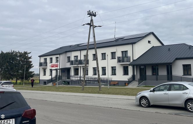 "Boimy się, co będzie dalej." Małżeństwo z Wyryków czeka na nowy dom